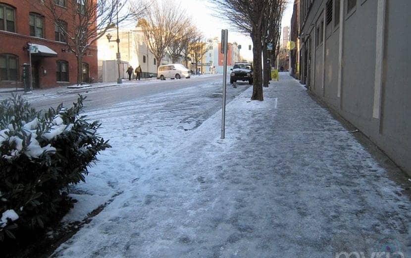cold-icy-slippery-sidewalk-830x520.jpg